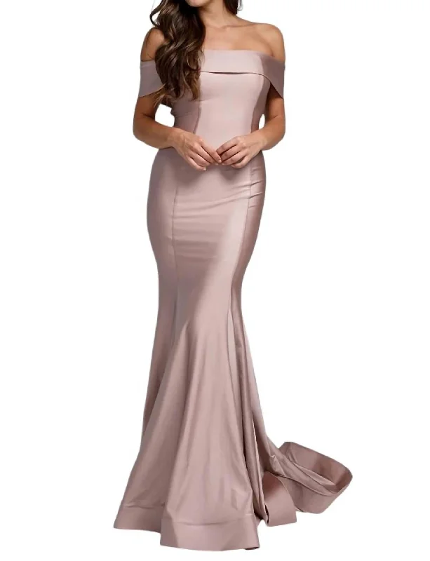 Early Access Off Shoulder Mermaid Dress In Dusty Rose