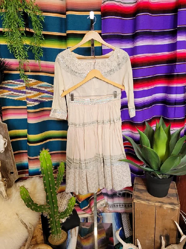 Exclusive Deal Vintage 1960's Pink and Silver Patio Dress Set