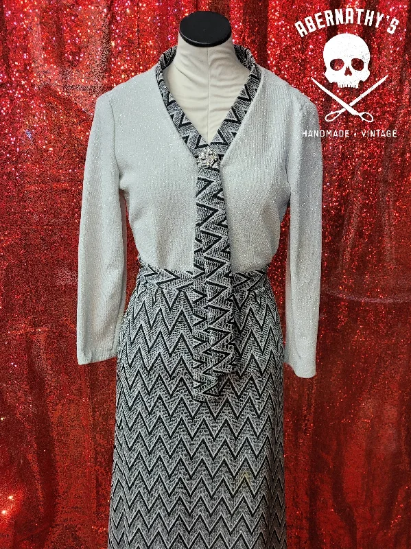 Today’s Deal Vintage Silver & Black Shirt & Skirt Set