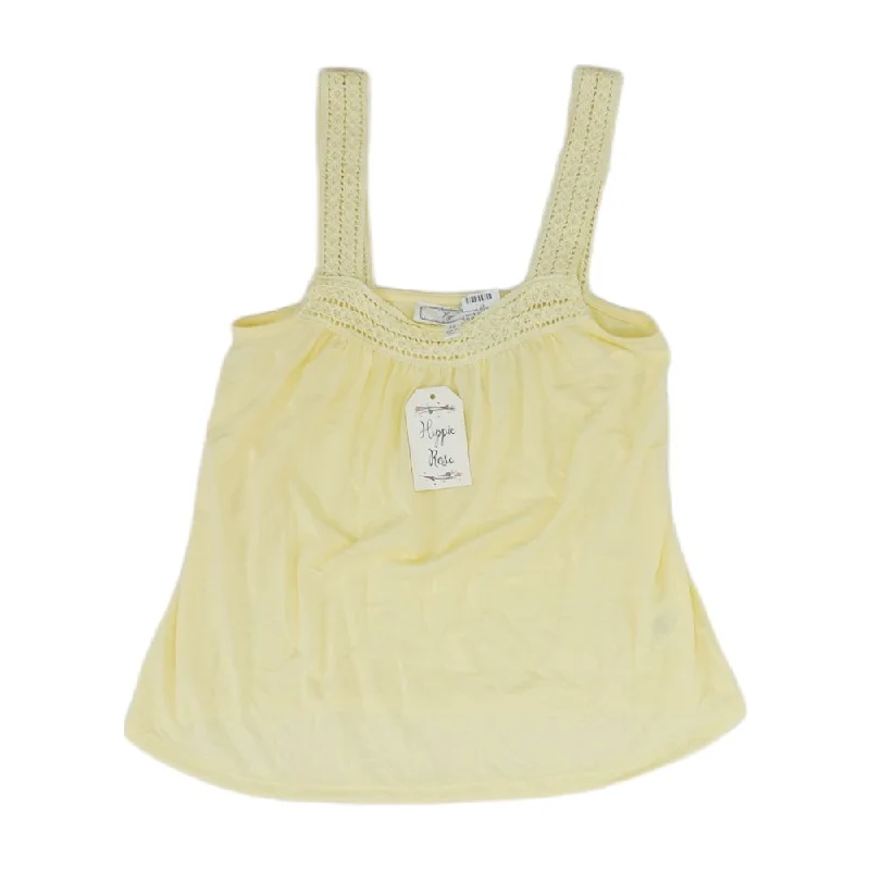 Price Cut Yellow Solid Sleeveless Blouse