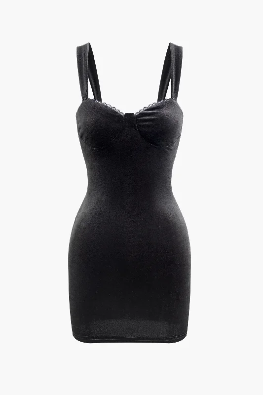Massive Deals Solid Lace Velvet Backless Mini Dress