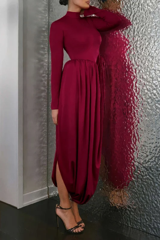 Special Buy Backless Long Sleeve Maxi Dress