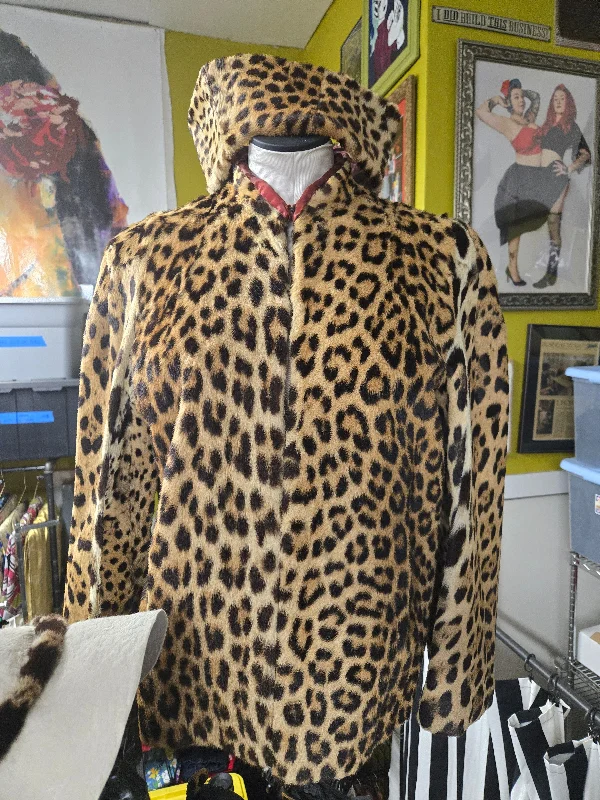 Instant Discount Vintage Cheetah fur coat & hat