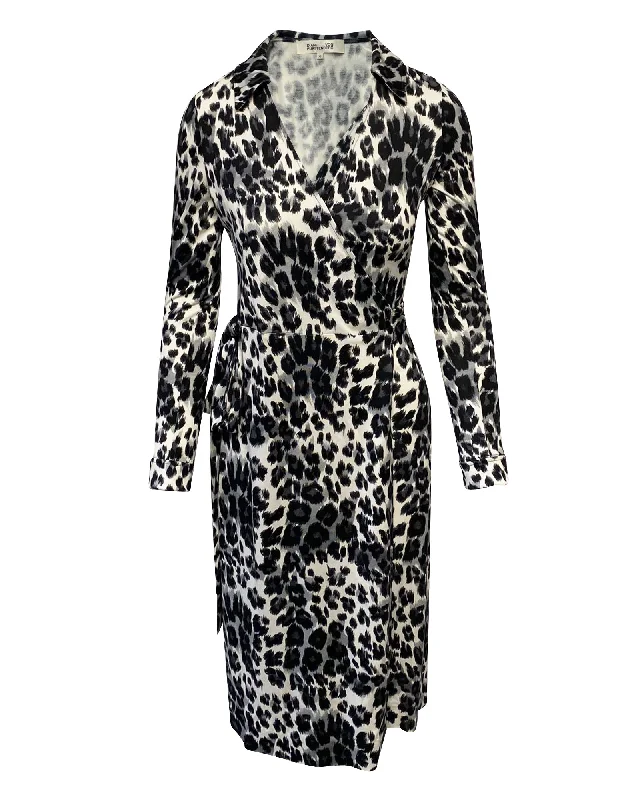 Limited Edition Diane Von Furstenberg Leopard Print Dress in Multicolor Viscose