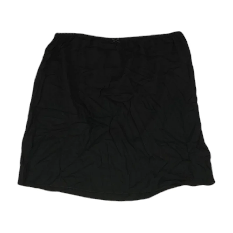 Big Discounts Black Solid Mini Skirt